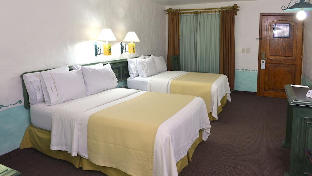 Holiday Inn Express Morelia By Ihg Екстериор снимка