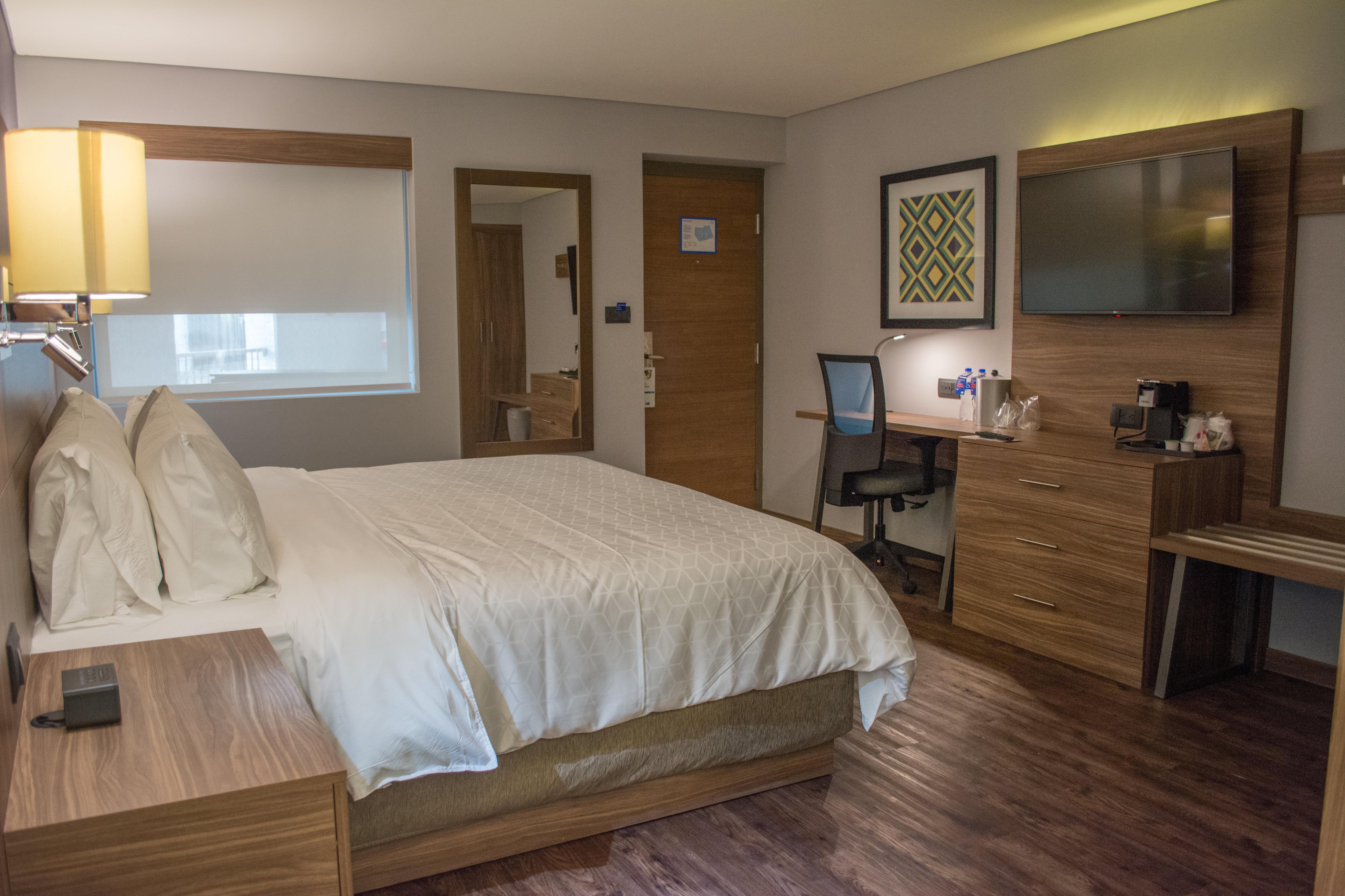 Holiday Inn Express Morelia By Ihg Екстериор снимка