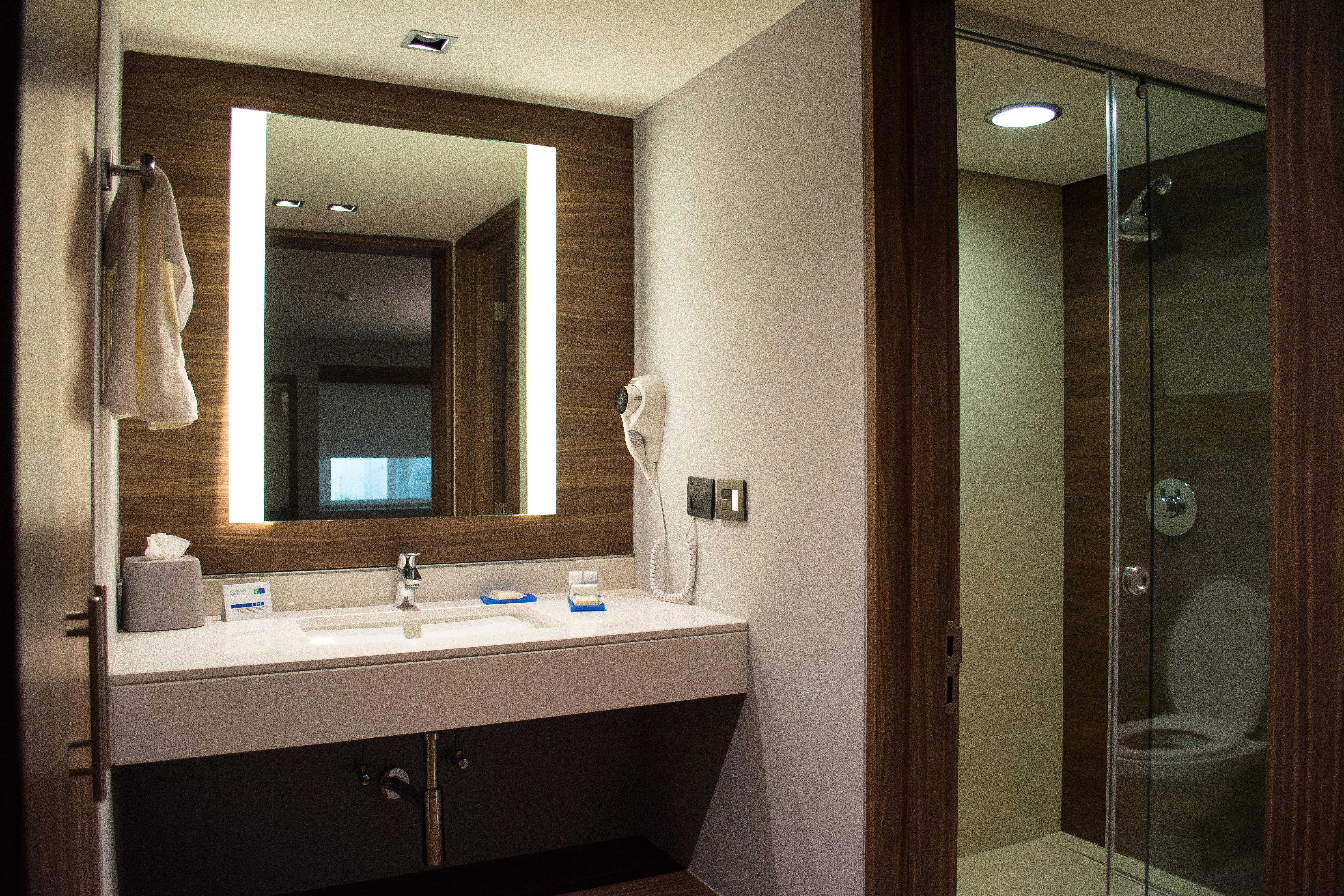 Holiday Inn Express Morelia By Ihg Екстериор снимка