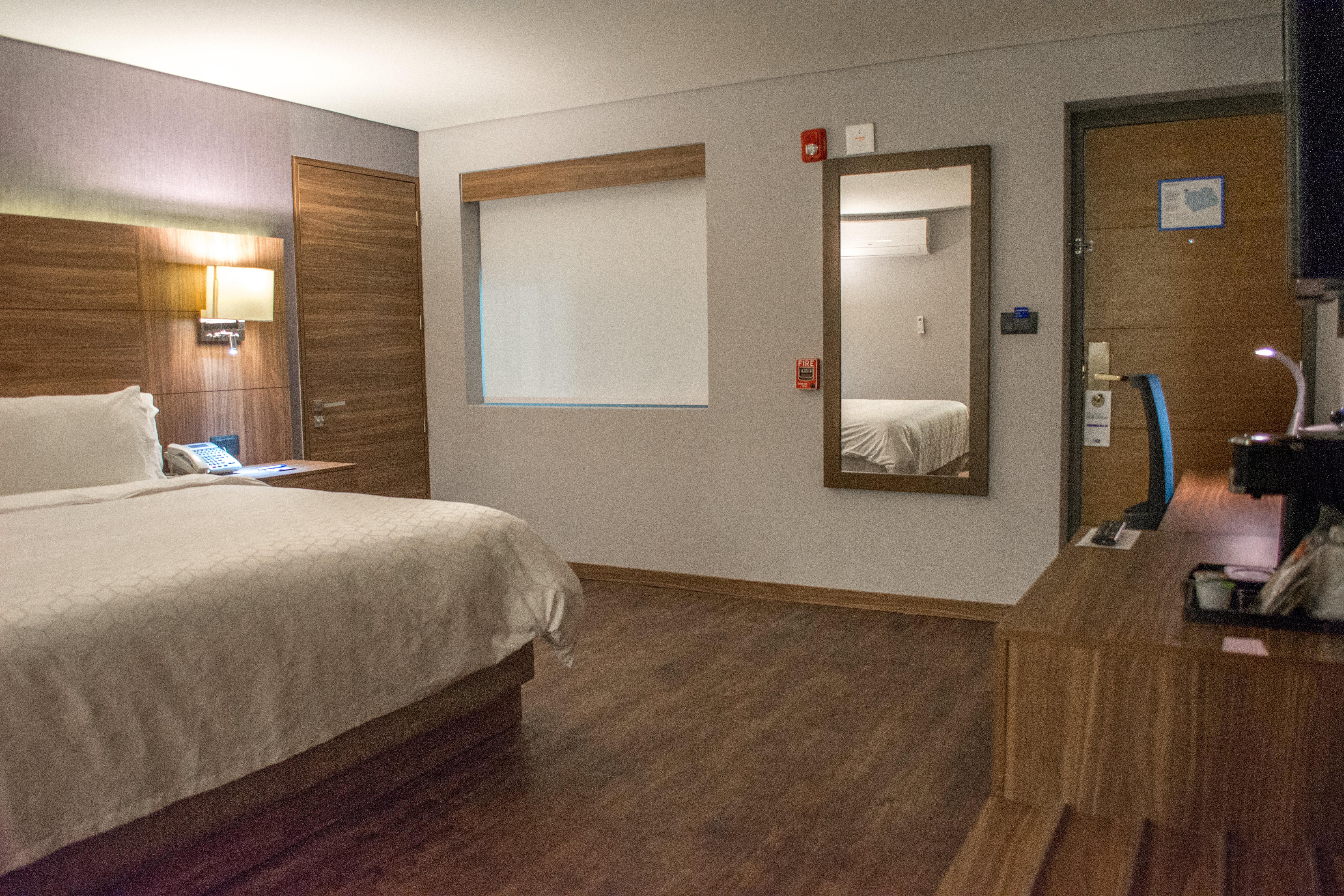 Holiday Inn Express Morelia By Ihg Екстериор снимка