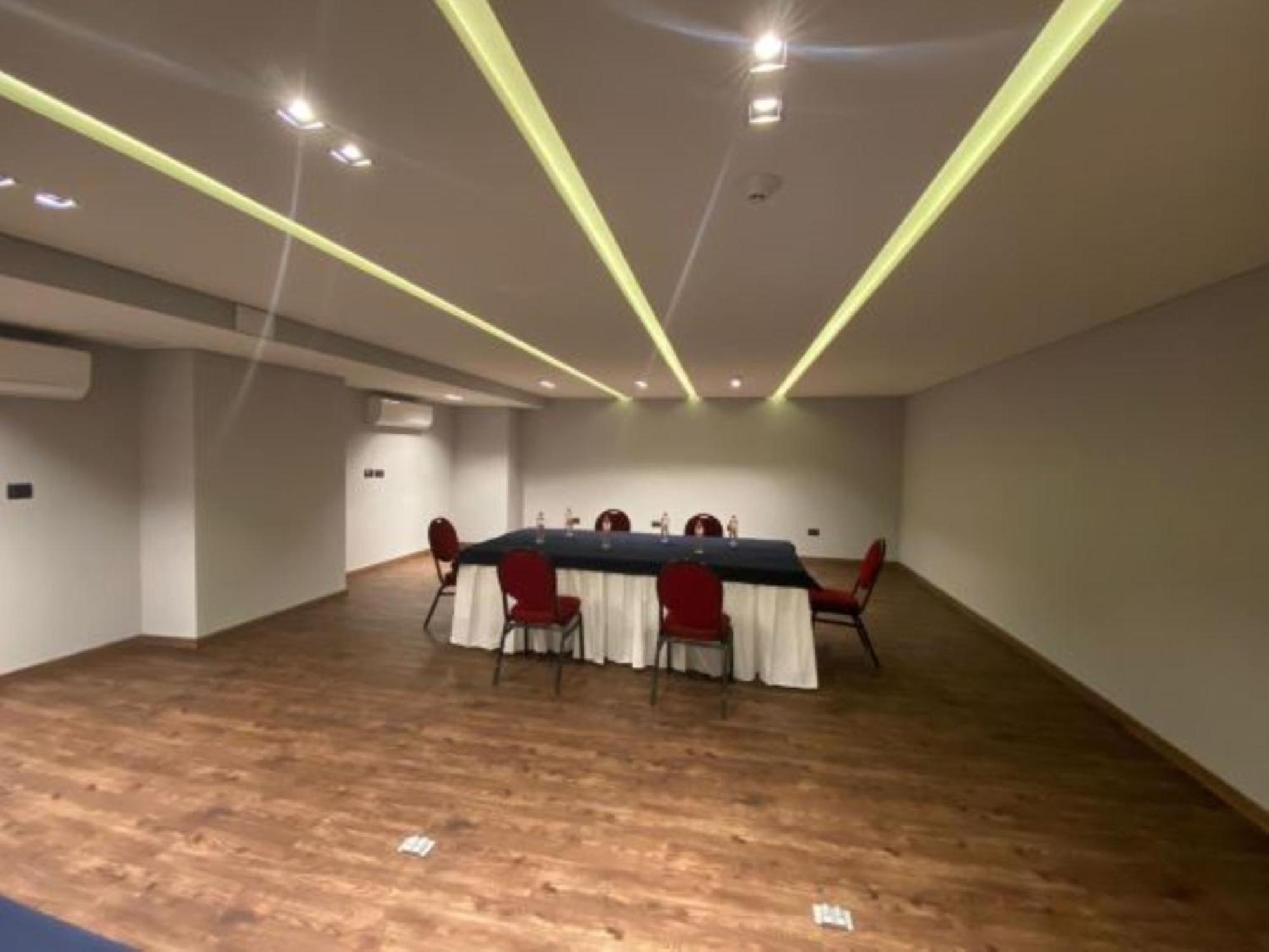 Holiday Inn Express Morelia By Ihg Екстериор снимка