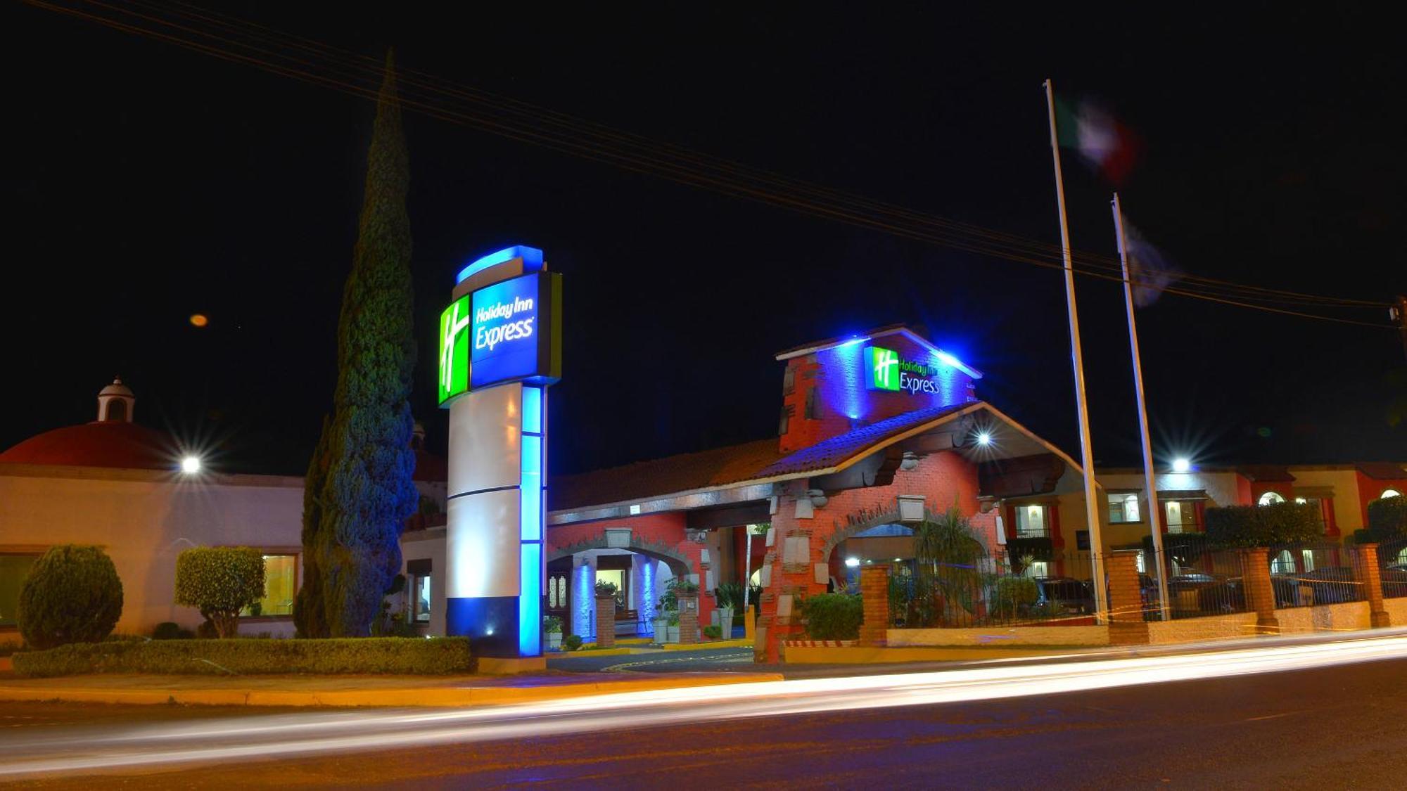 Holiday Inn Express Morelia By Ihg Екстериор снимка