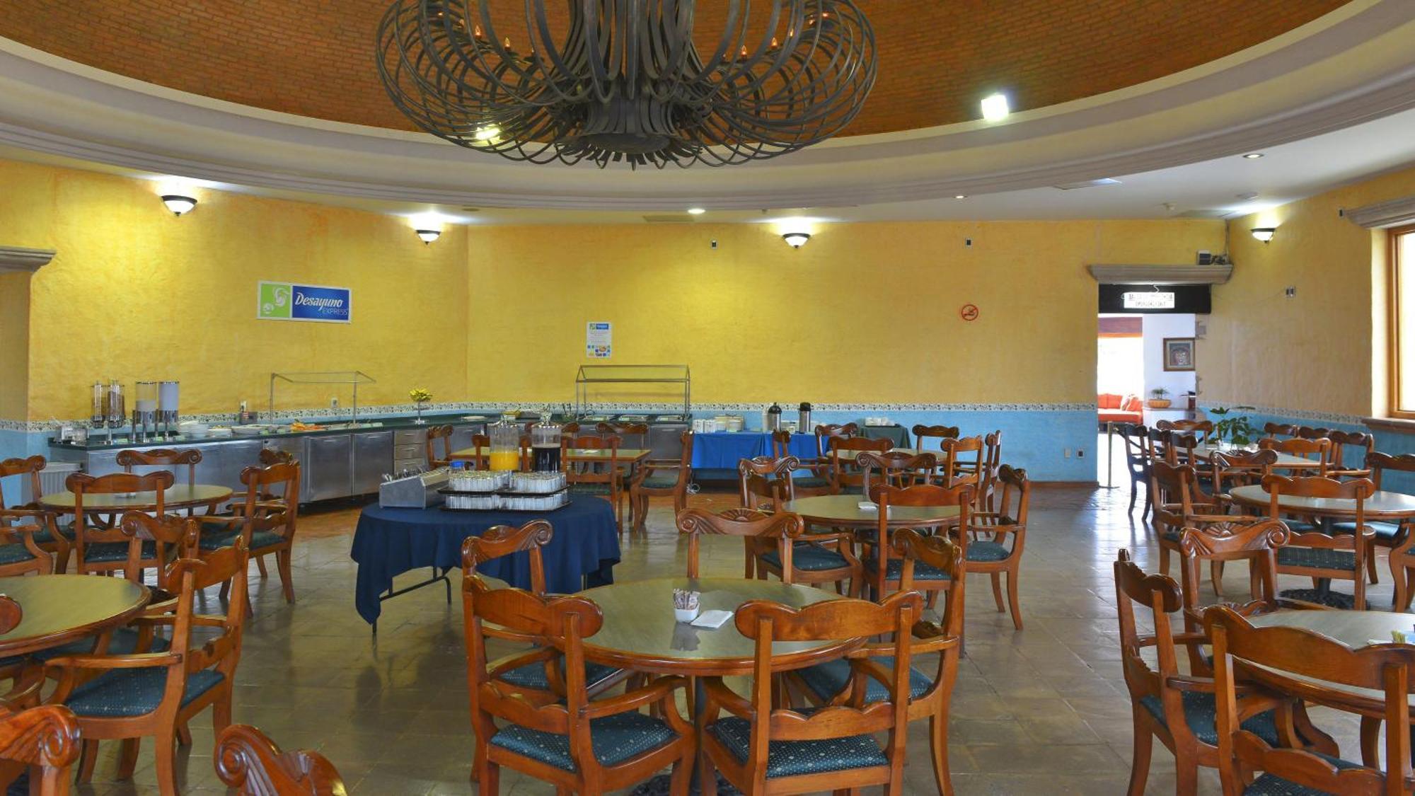 Holiday Inn Express Morelia By Ihg Екстериор снимка