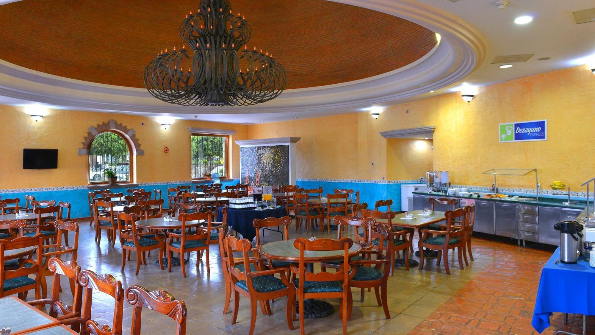 Holiday Inn Express Morelia By Ihg Екстериор снимка
